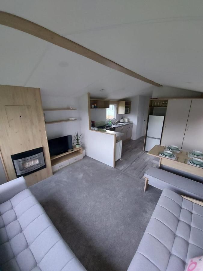 Woofles Luxury Caravan At Knaresborough Lido Exteriör bild